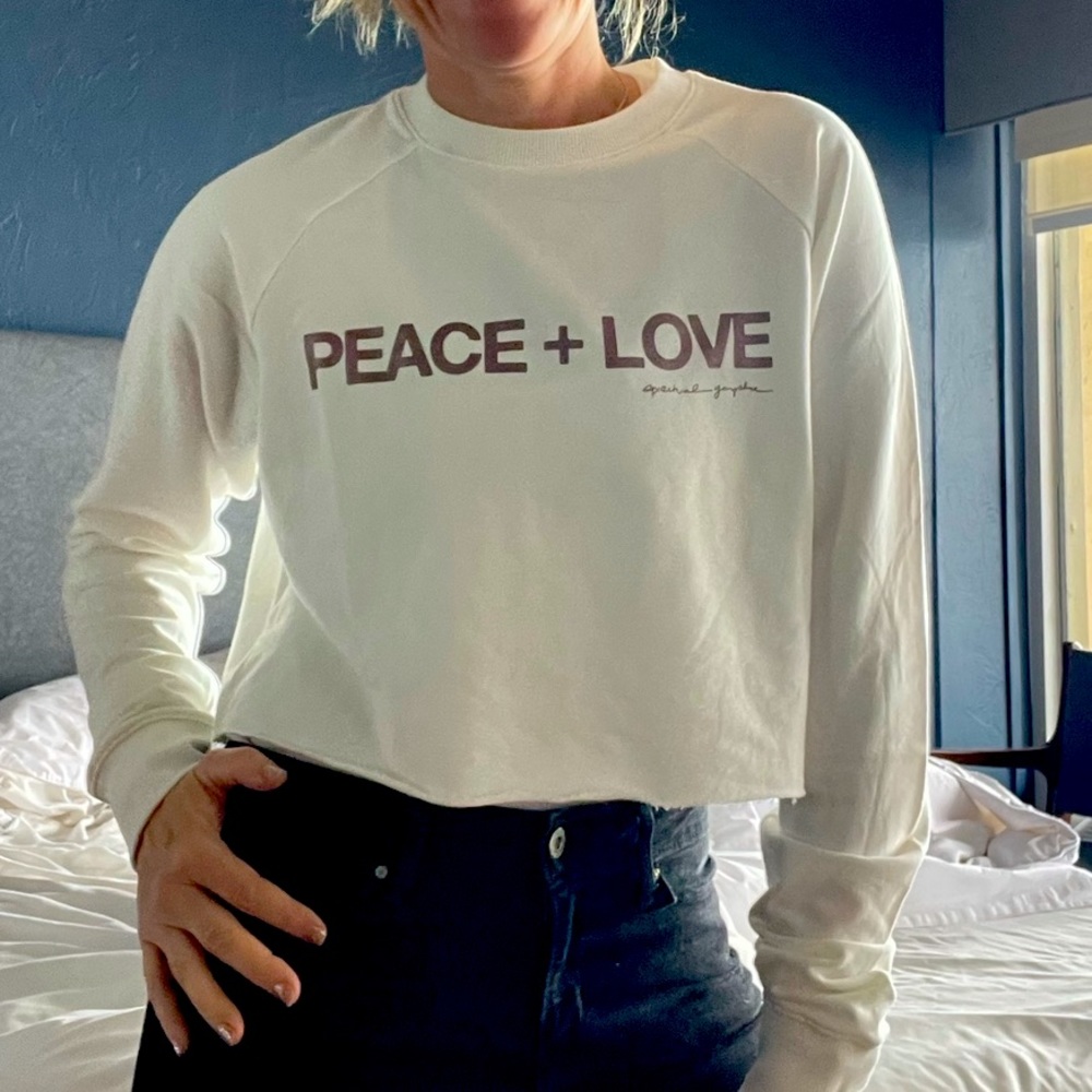 Rare Spiritual Gangster White Cropped Peace + Love Izzy sweatshirt, size SMALL
